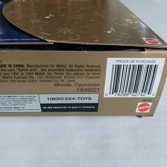 NIB Ring in the New Year Barbie,  2001 - Picture 5 of 12